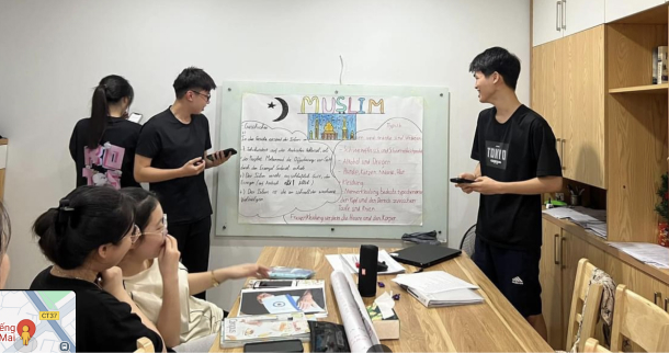 Thảo luận cùng học viên